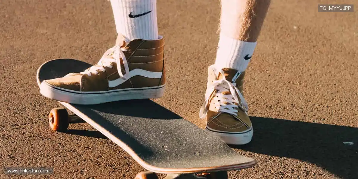 🎁潮酷周边，把热爱穿在身上！